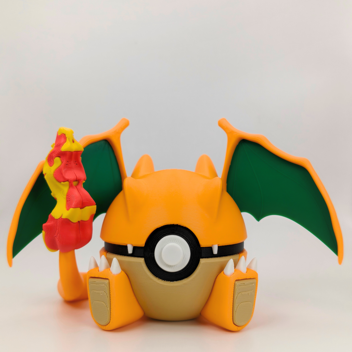 Pokéball de Charizard | Figura Pokémon coleccionable #0006